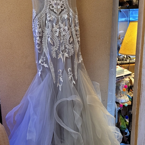 Women's size 8 formal gown - Picture 12 of 12